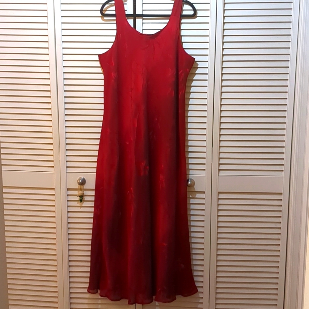 August Max Woman Sleeveless Maxi Dress in Red